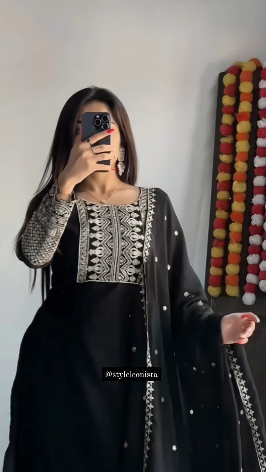 Beautiful Kurta set from Meesho 🖤✨