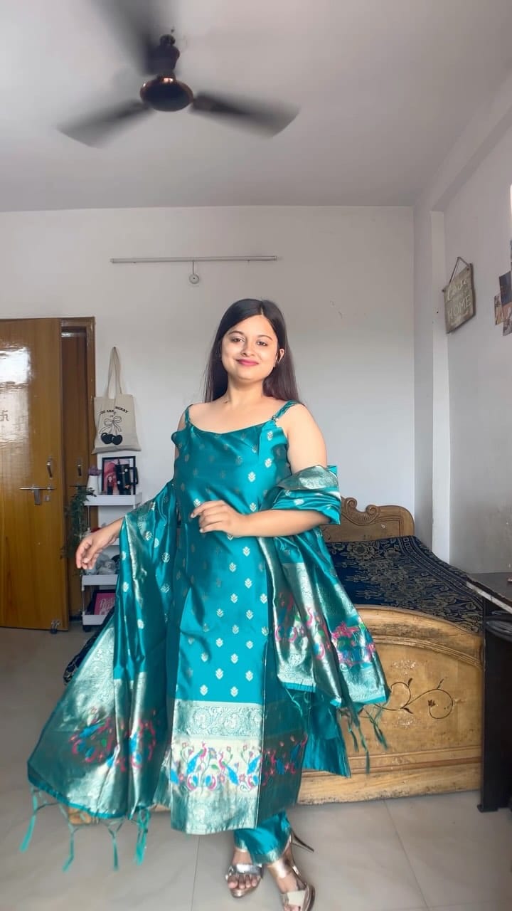 Comment for link 🔗 
Looking like luxury but under ₹1000? These silk suits from Flipkart are a must-have!💫✨
silk suits under 1000,flipkart silk suits,affordable ethnic wear,luxury look suits,cheap silk suits,ethnic haul under 1000,budget ethnic outfits,wedding guest outfit,stylish silk suit
#silksuitsunder1000 #flipkarthaul #affordableethnicwear #budgetfashionfinds #luxurylookforless #ethniconabudget #indianwearhaul #under1000haul #weddingguestlook #flipkartfashion