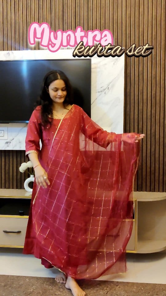 comment "Link" for direct link in your DM 🔗 🎀 
make sure first you follow us then you'll get automated link in your DM 💌 
@myntra kurta set ✨ 
#explore #reels #trendingreels #myntra #foryou #kurtaset #myntrahaul #ethnicwear #indianwear #kurtasetswomen #kurtasets #myntrafashion #myntrafinds #viral #like #reelkarofeelkaro #instagram #fashion #kurtasetonline #suit #myntrasale