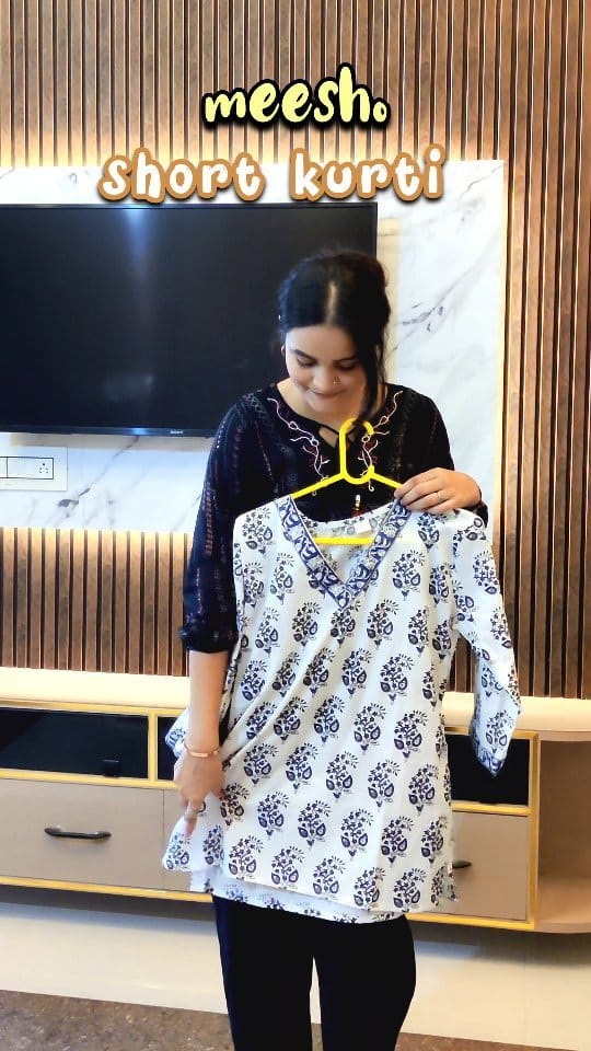 Comment ` Link ' for the link ✨😍
Meesho short kurti under 200rs. Only.......
@meeshoapp finds 🌻
#reels #explore #shortkurti #kurti #meeshofinds #meesho #viral #foryou #meeshokurti #meeshofashion  #tryon #meeshoapp #trendingreels #instagram #like #meeshoproducts #reelkarofeelkaro #wishlinked #sale #fashion #lifestyle