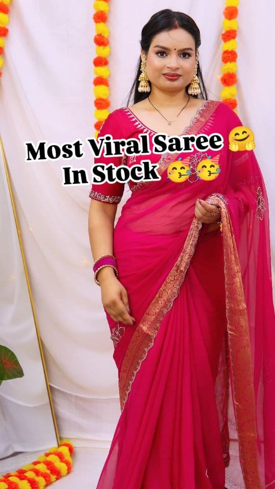 Comment "Viral" for All Links 🖇️✨ 
Finally Itne Time baad ye sarees in stock hui hai jaldi se comment kro wrna firse Sarees Out of stock ho jaygi 😅 
.
.
.
.
.
.
#beautynstyle #saree #sareedraping #flipkartfashion #flipkartfinds #flipkart