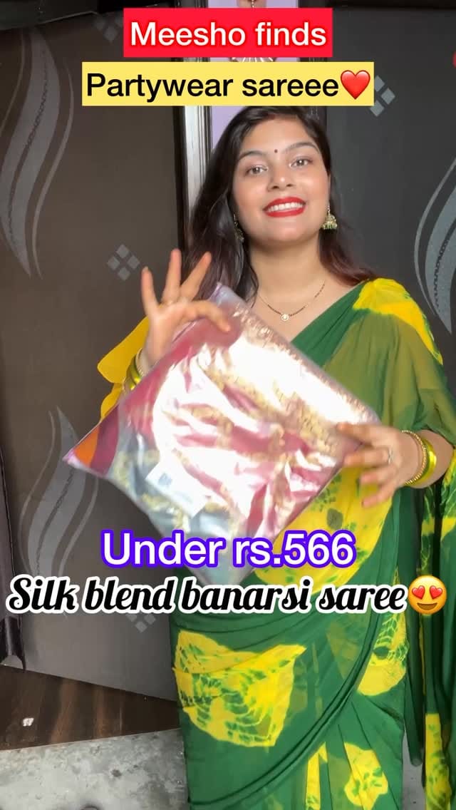 Comment or send this reel with me for links 🔗 #meesho #meeshosareehaul #meeshoshopping #meeshohaul❤️ #meeshofinds2025❤️