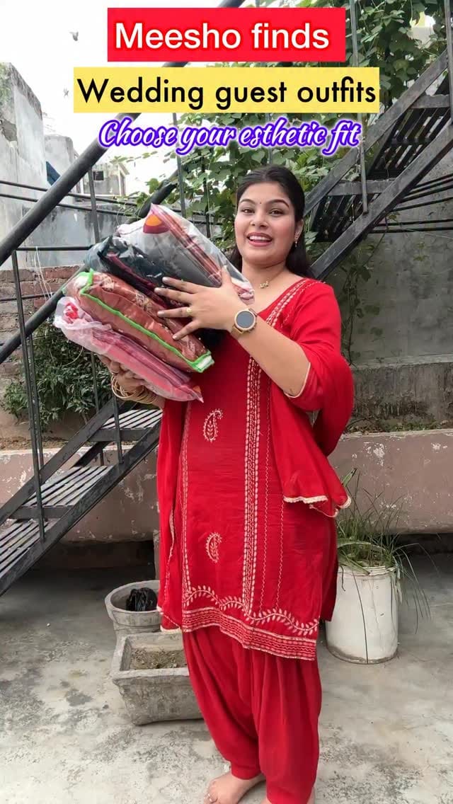 Comment for links 🔗 @meeshoapp meesho wedding guest special outfits 🌸❤️ #meesho #weddingcollections #weddingfits #viralvideos #meeshoshopping #saleliveonmeesho #ootd #chooseyourstyle #90sfashion