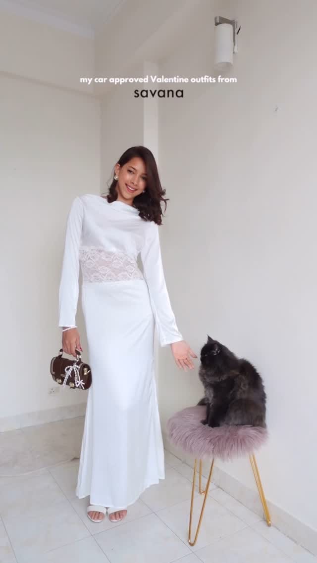 Valentines Series Ep. 6 😽♥️
comment “Outfit” for link 🔗 
• don’t forget to use my code “VDDAshna“ for discount 💋
• wearing all in size XS 
#valentinesday #valentinesday2025 #valentinesdayoutfit #fitsbyashna #outfitinspiration #savanahaul #savana #mycatpicksmyoutfit