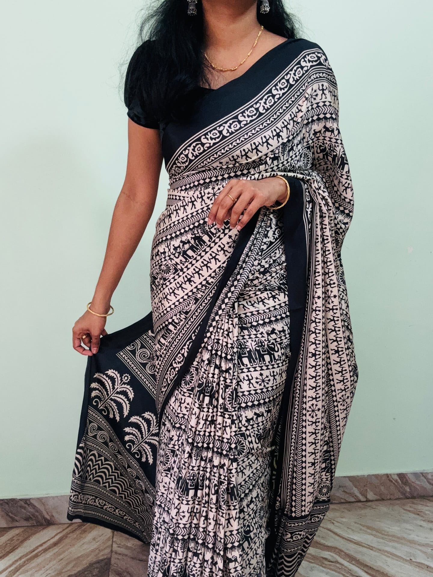 Saree 320:: follow and comment for the link 🔗 
.
.
.
@meeshoapp 
#trending #meesho #saree #ootd