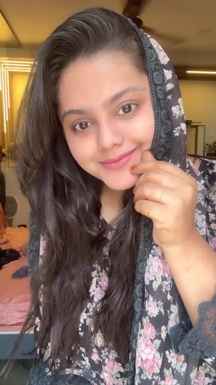 Comment for link 💄 
.
.
.
#tamil #trending #reels #ayishavlogs_ #link #lipstick #lipstickshade #nude #pink #matte #powderpink #lipstickswatch #diml #dailyvlog #waterproof