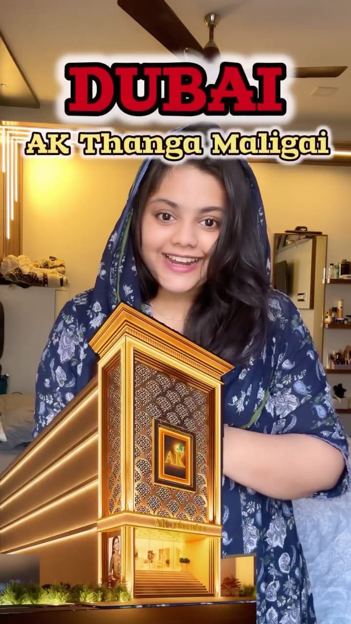 Chennai la Dubai ah!?!
Ena polama??
@akthangamaaligai 
📍AK Thangamaligai 152 North Usman Road T Nagar, Chennai.
#jewelry #jewelshop #dubaljewellery #rosegoldjewelry #whitegold #goldjewellerydesign #gold #tamil #discount #offer
