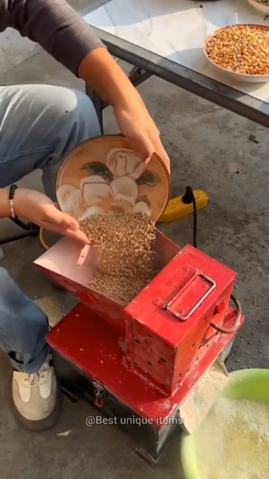 Mini rice mill machine #ricemillmachine #ricemachine #homegadgets #reelsviralfb #sale