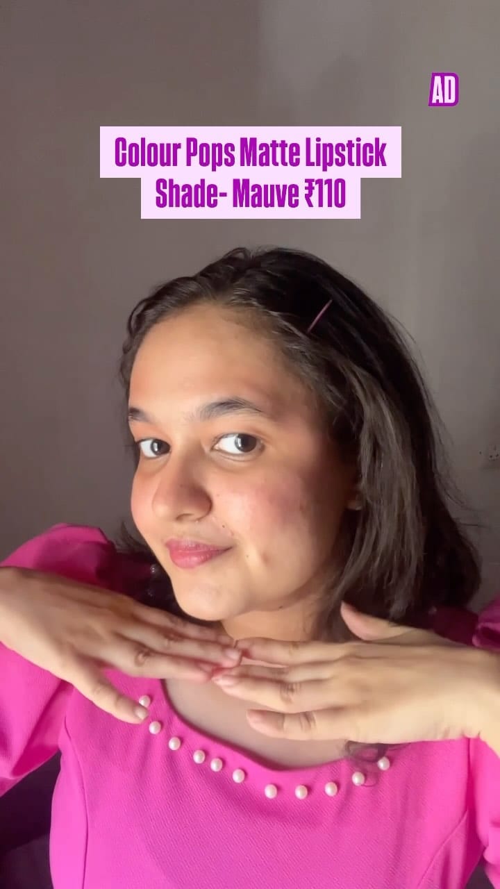 #Ad Get this full makeup look under a budget ft. @elle18_india 💄 
Cc cream- beige ₹99
Blush bomb- coral ₹185
Matte lipstick- Mauve ₹110
Prices may vary- disclaimer
Products available on @myntra @mynykaa @letspurplle @amazondotin 
Grab all of this & more RN 😻 
#elle18glamgang #makeup #elle18 #myntraendofreasonsale #makeupusa #crueltyfreebeautyproducts #makeupufa #elle18campusambassador 
Beauty, hack, reels, song