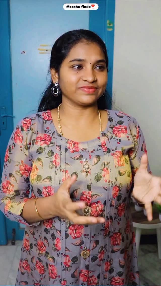 Comment for this Adjustable watch❣️🦋 @meeshoapp
Quality:10/10
Design:10/10
Meesho finds
#meesho #meeshofinds #meeshoapp #amazonfinds #finds #kurti #kurtis #kurtisets #dress @meeshoapp dresses #jhumkas #meshop