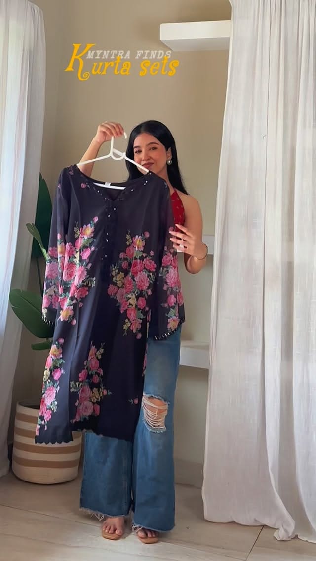 Festive wear kurta sets 
• Comment down “festive” or share this reel with me 
.
.
.
.
.[myntrafinds,Myntra haul,Myntra kurta set,kurtasetshaul,festive outfit,festive kurta set,festivewear,explorepage,explore more,reelsfeed] @myntra #myntrafinds #festiveoutfit #reelsfeed