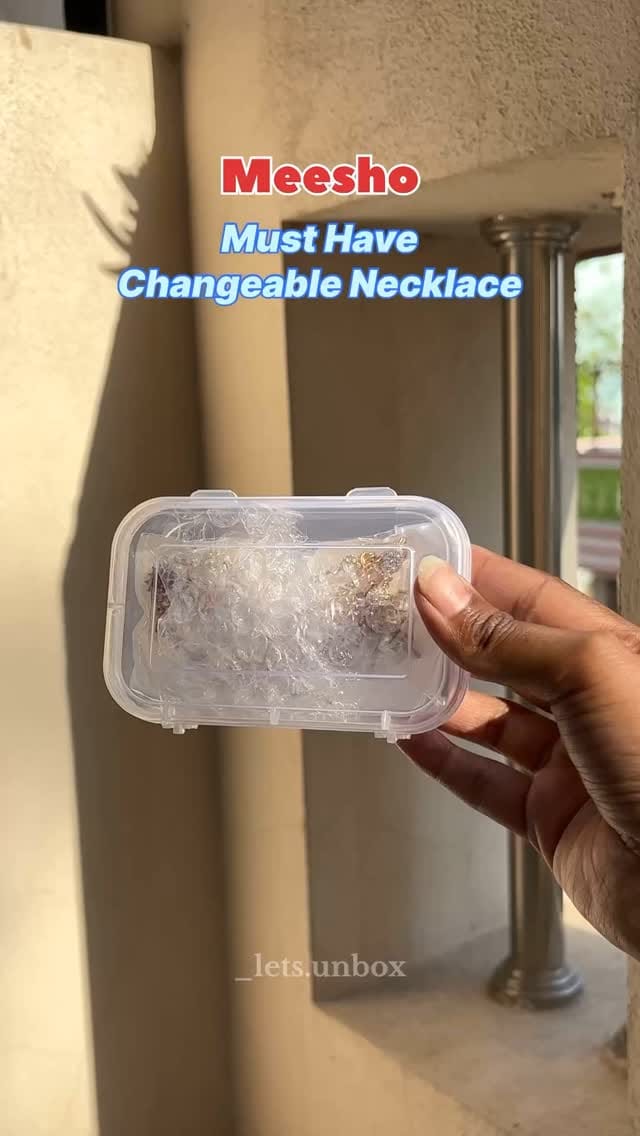 Apply 2 special offers and get it for lesser price 💗🎀🌷
Comment as dm or link plz to get product link to your messages or message request. Product link is also available in Meesho highlights and bio 🫂 
.
.
.
.
#Meesho #meeshofinds
#budgetfriendly #product #review #reeloftheday #reelsinstagram
#instagram #instagood #necklace #set #earrings #change #telugu #hyderabad