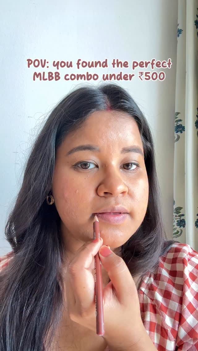 Comment for links.
This lip combo is my recent discovery and you can even add a gloss on top to make it glossy. Definitely wearing thsi everywhere.
Products:
@reachedmars Lipliner (Deep Dawn)
@etude Dear Darling Tint (Cherry)
.
.
.
.
.
.
.
(mlbb lipstick under 500, peach nude, everyday shade, brown skin friendly, liquid lipstick, trending reel, budget lipstick for indian skin, everyday makeup lips, affordable, nude lipstick india, lip combo, swatches, natural lip shade lipstick, no makeup skin, beautiful shade, explore page, brown nude lipstick, drugstore lipsticks india, mlbb lipstick, lipstick, best affordable lipstick india, everyday lipsticks under ₹500, warm nude lipstick india, no filter, trending reel)
#mlbb #lipstickunder500 #budgetbeauty #reelinstagram #beauty #lip #nofilter #lipstick #honestreview #nomakeup #swatches #fyp #foryoupage #everydaylips #makeupvideos #makeupreels #lipstickswatch #recommandation #explorepage #foryou #drugstoremakeup #makeuponabudget #nudeLipstick #beautyfinds #indianSkinbeauty #ugc #neutralmakeup #everydayglam #indianbeautyinfluencer #lipsticklover