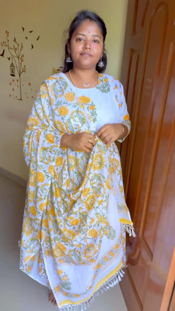 Floral Kurti Set