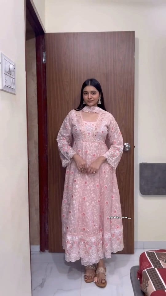 Comment for link 🔗 
.
.
#myntra #myntrafinds #myntrafashion #kurti #clothingstore