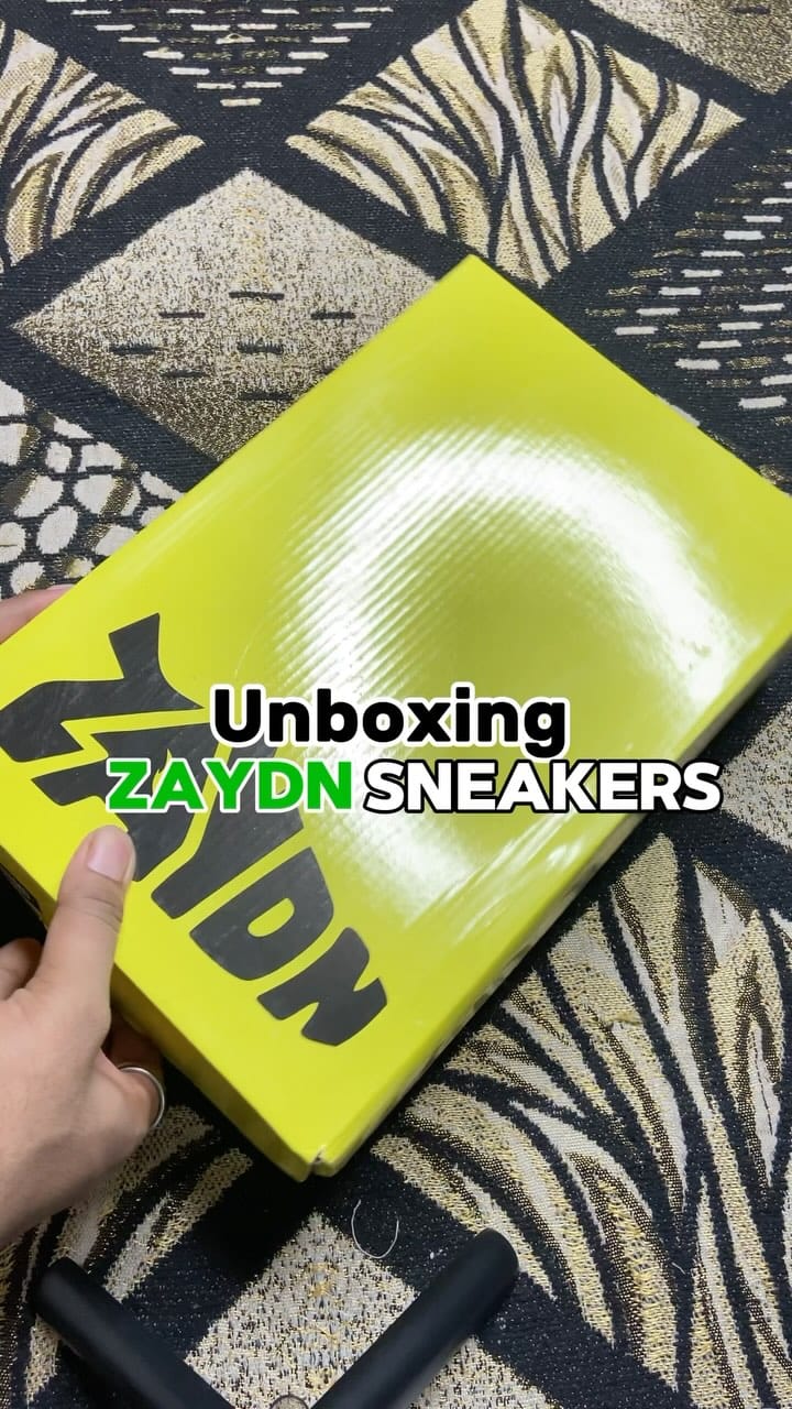 Comment “Zaydn” or share this reel in my Dm For 🔗 
Unboxing Zaydn Sneaker
.
.
.
.
Mens Sneakers, Shoes, Mens Fashion, Mens Shoes, Ootd, Sneakers Find, Mens Shoes]
.
.
.
#ootdfashion #ootd 
#mensfashion #menswear #sneakers #whitesneakers #ootd #fashionblogger #myntrafinds #flipkartfinds #zaydn #zaydnsneakers