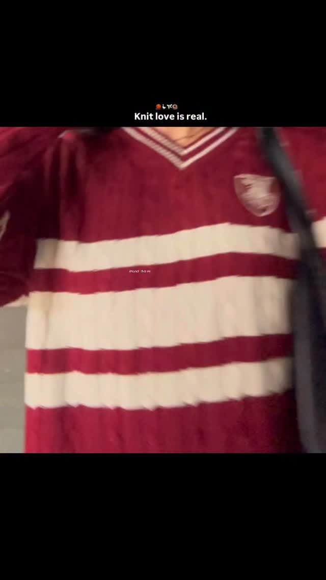 I love this knit 😭..
Comment for links …🌟
(Knitwear, pullover, winter fashion, winter fits, ootd, outfits , fashion, outfit ideas , explore, aesthetic, fits , grwm, explore page ) 
#explore #explorepage #fyp #trendingreels #viralreels #aestheticedits #reelsinstagram #wishlinked #pinterest #viralvideos #aesthetic #ootd #outfits #outfitideas4you #outfitinspo #viral #fits #fitcheck #winter #winterfits #winterfashion #winterwear #winterishere #coldbreeze #knitwear #knit