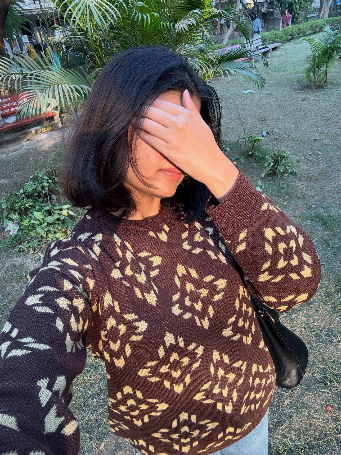 Me and my hair are ready for the ‘chunky sweater, minimal effort’ look. 🧶🧸🍁🧣
(Winter wear, winter fashion, pullover, sweater, cardigan , cold breeze , sweater weather, winter fits , explore, fyp, Pinteresty, aesthetic edits , short hair aesthetic , soft girl ) 
#fitcheck #winter #sweater #sweaterweather❄️ #pullover #cardiagn #winterfashion #fitcheck 
#cozywear #outfits #outfitinspo #outfitideas4you #explorepage✨ #explore #trendy #trendingreelsvideo #reelsviseo #viral #cozyweather #fashionista #grwm #ootd #wishlinked #viralpost #trending #winteraesthetic #softgirl #desiaesthetic #indianaesthetics #explore #fyp