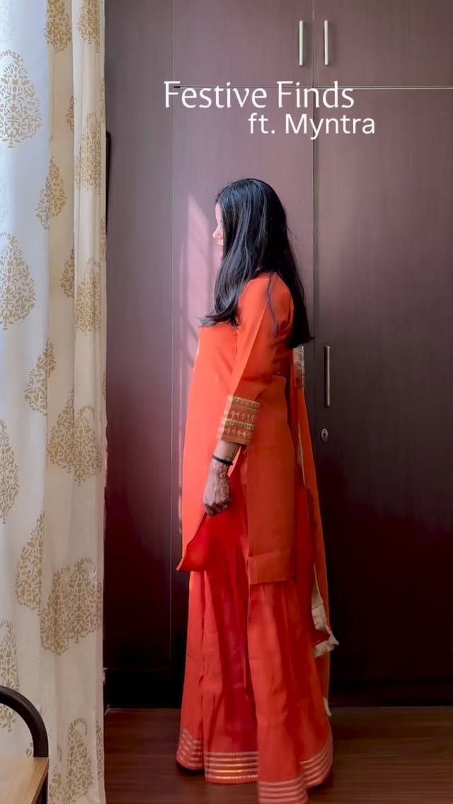 Comment for the links or share this reel with me to get the direct links 🤌
Wearing size small 
( kurta set, palazzo set, sharara set, festive finds, festive wear, fyp, desi, desi fits, desi girl, myntra, myntra finds, wishlinked, fashion, desi fashion, ethnic haul, explore ) 
#fyp #explorepage #ootd #reelsinstagram #fashion #myntrafinds #wishlinked #myntra #desi #festive #festivefinds #diwalifit #diwali #desifit #desigirl #kurtaset #palazo #sharara #desifind #reelsindia
