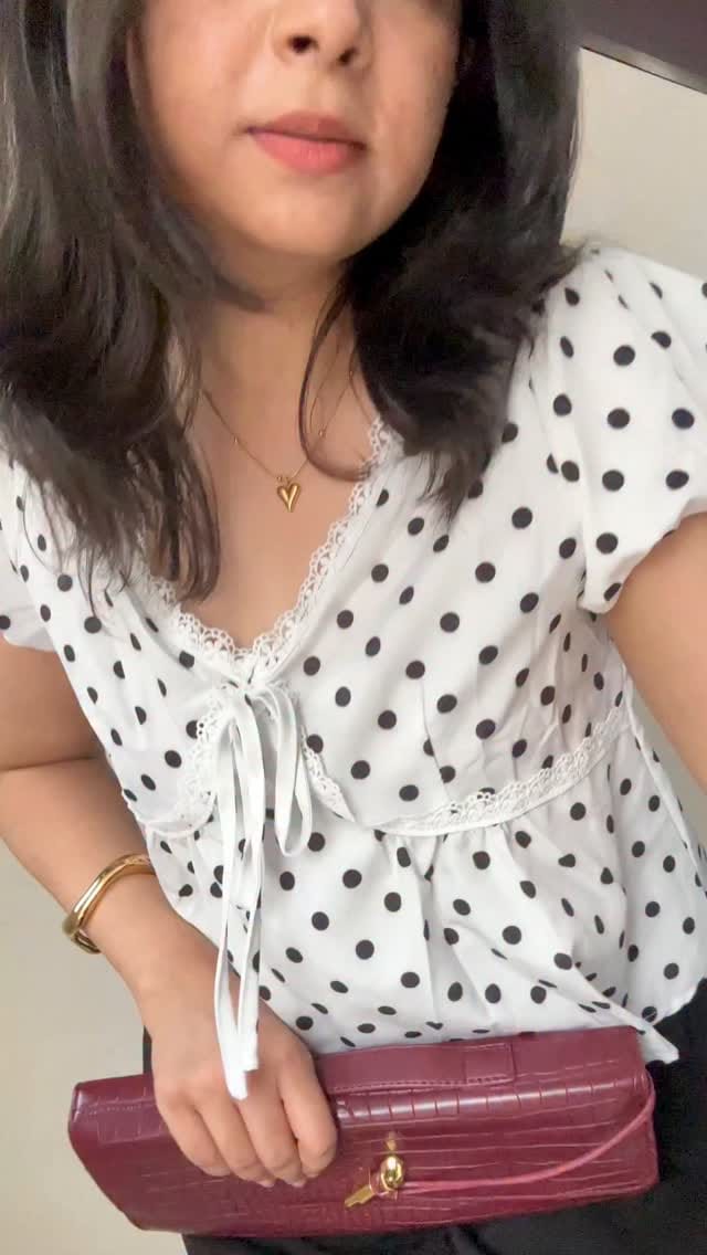 Quick outfit check ⭐️
Share this reel with me for links 🌷
#outfittoday #outfitdiaries #outfitinspo #outfitcheck #aesthetic #pinterestinspired #pinktop #polkadot #indianfashioninfluencer