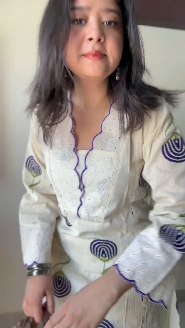 Comment for links⭐️ 
Kurta set from @myntra 
#reelsinstagram #outfitinspo #grwm #india #ootd #explorepage #reels #fashion #ootdreel #ethnicwear #desi #desilook #desifashion #instagram #unifit #ootdfashion #ootd