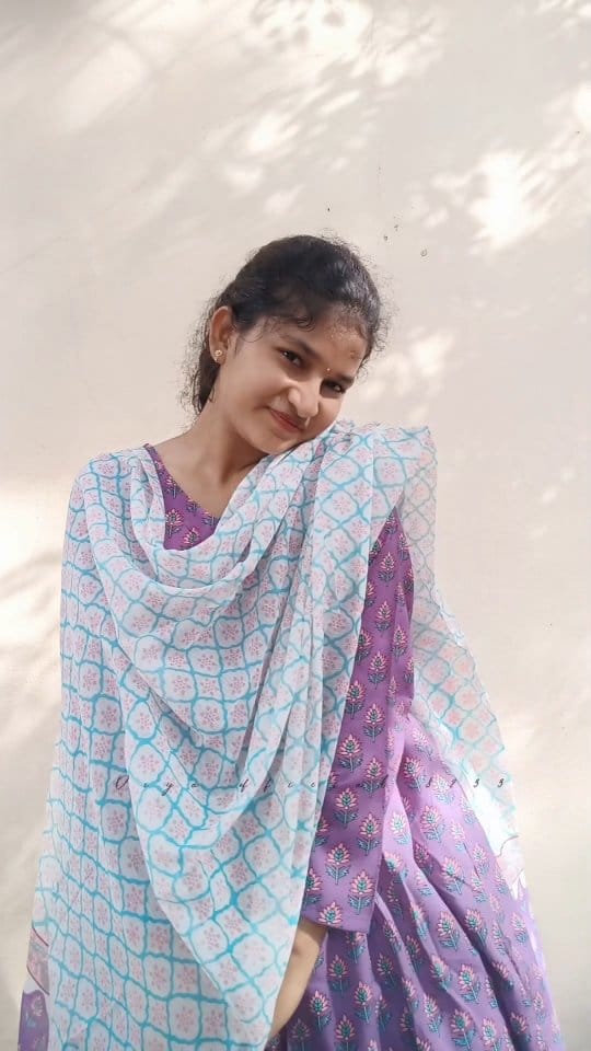 Comment for links 
Follow for more updates 
#meeshofashion #trending #viralvideos #tremdingcollection #meesholehenga #meeshoblouse #meeshohàul #myntrafınds #telugucreator #teluguactress #flipkartfinds #flipkart #topshop #dresses #unboxing #diya_official_8233 #myntra