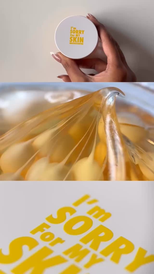 Comment for link 💓✨
@diaunni_official diaunni_official - My first ever Capsule shaped texture cream and it didn’t disappoint! 
It’s light weight yet nourishing, Moisturizes the skin extremely well and not making it look greasy!
Powered by Vitamin Complex & Glutathione it helps to brighten up the skin over a period of time. 
It’s currently at a 40% off just for Rs 1200/- and you also get a mixsoon mini sunscreen FREE with a FREE delivery! 
All of this is applicable until the 21st of this month - so make the most of it ✨
#skincare #skincarecommunity #kbeauty #koreanbeauty #koreanbeautyproduct #koreanbeautyproducts #koreanskincare #skincareroutine #skincarevideos #skincarereels #fyp #foryou #foryoupage #trending #exploremore #explorereels #instareels #instaexplore