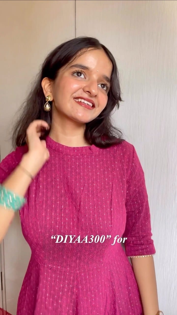 here’s my easy 5 product makeup routine for this festive season 🪕🌺
@tirabeauty ‘s BIG BEAUTY PARTY is now live with upto 60% off on all your favourite haircare, makeup & beauty brands but only till the 6th of october 🥰 
don’t forget to use my coupon code DIYAA300 to get more additional discount 🌟
#TirasBigBeautyParty #BigBeautyParty #TiraBeauty #ForEveryYou #ad 
@wetnwildindia @profusioncosmeticsindia @thankyoufarmer.in @pixibeauty @alliesofskin @cosrx_india_official @foxtaleskin @sulwahsoo.india @plumgoodness @maccosmeticsindia @maybelline_ind @laneige_in @mixsoon_india @bioreindia @matrix @thefaceshopindia_official