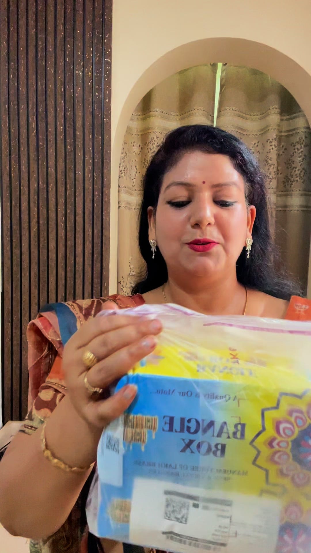 Buy 1 get 1 free offer on bangles