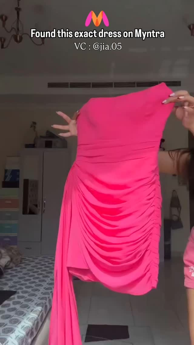 Comment for links or just share this reel to me🎀❤️✨🔗 
[myntra, wishlinked, jeans, bottoms, dresses, playsuit, summer dresses, trendy, stylish, classy, viral, trending, affordable, aesthetic, Pinterest inspired, budget friendly fashion, low budget outfits, trendyol, finds, haul, unboxing, reviews, ideas, ootd, outfits, fits, college outfits, office outfits, summer outfits, ootd outfits, must have, capsule outfits, basic outfits, korean jeans, must have, summer, spring, winter, wear, must have, wardrobe essentials, dresses, tops, tshirts, shirts, jeans, Trousers, pants, korean, meesho, flipkart, ajio, sweater, sweatshirt, jacket, coat, sling bags, bags, heels, accessories, skirt, skorts, under 200, under 500, haulpack, hypd, lehlah, Happy New Year, korean glass skin, korean products, viral sunscreen]
#myntra #trendydress #viraldress #myntrafinds2025
#myntrahaul2025