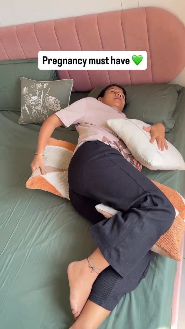 Pregnancy me tummy aur back support ka struggle khatam ✨ 
Frido Maternity Pillow ke ergonomic design, extra cushions & adjustable wedge ke saath milega all-day comfort + peaceful sleep ❤️🌙 
Available now on Amazon ✨ 
#MaternityEssentials #FridoPillow
#FridoMaternityPillow #PregnancyPillow #MaternityEssentials #PregnancyCare #MomToBe #PregnantLife #PregnancySupport #BabyBumpCare #ComfortPillow #AmazonFinds
[maternity pillow, pregnancy pillow, tummy support pillow, back support pillow, ergonomic maternity cushion, side sleeping pillow, organic cotton pillow, wedge pregnancy pillow, comfortable sleep pillow, pregnancy must have]