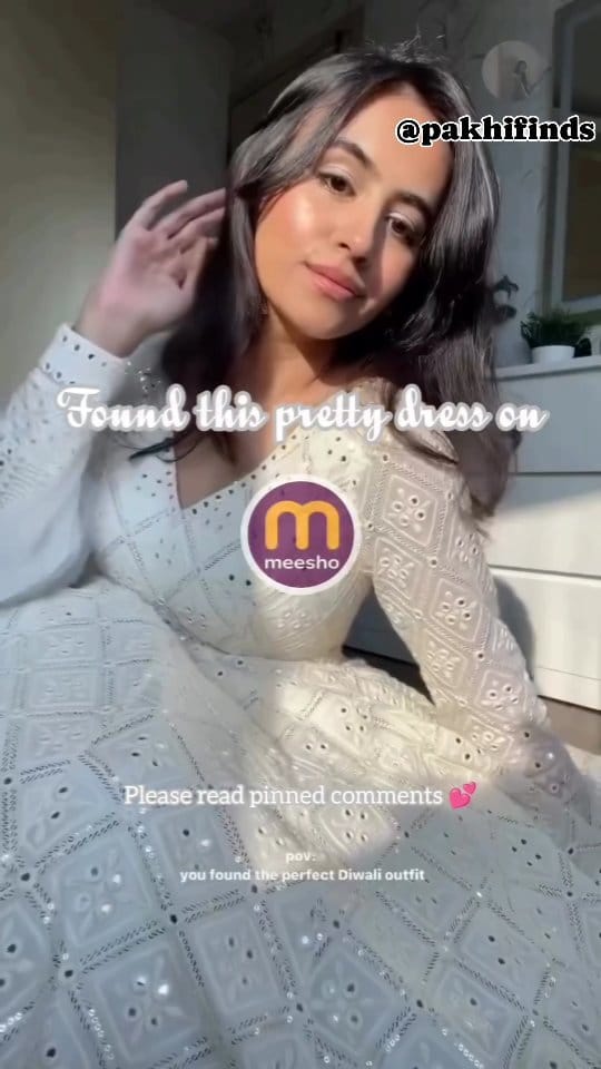 Dreamy white anarkali 😻😻