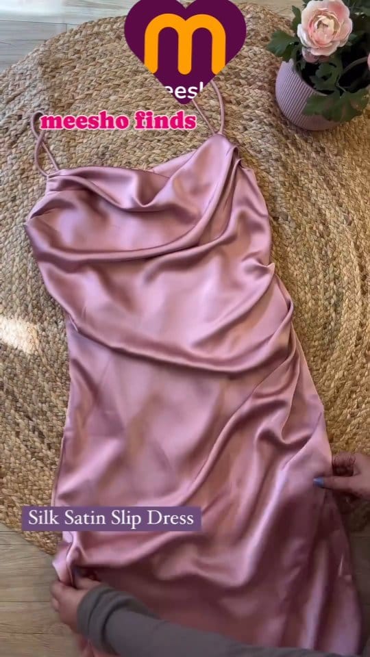 Satin party dress😃