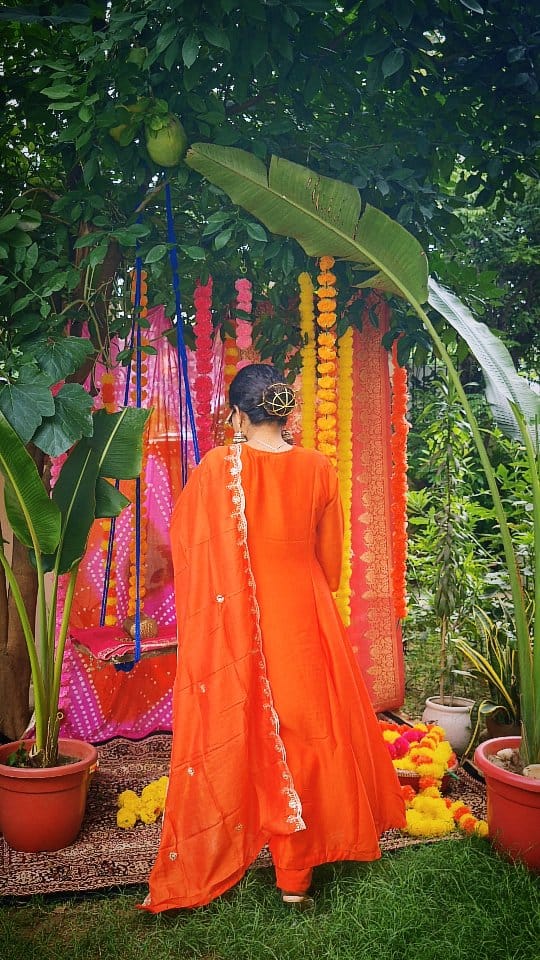 Drop 'Rakhi Oufits' in the comments for links🔗
[Outfits Inspo, Rakhi Outfits Ideas, Rakhi Outfits under Rs 1500, Rakshabandhan Outfits Inspo, Outfit Inspiration, Teej Outfits, Festive Outfits, Festive Outfit Haul, Fashion Reel, Festive Suit Set Haul Reel] 
Okay fashion detectives… Where do you think these outfits are from?
#trending #trendingreels #microinfluencer #festiveseason #festivevibes #festiveoutfit #festivevibes #festivewear #fyp #festivesuit #myntrahaul #rakhioutfit❤️ #Rakshabandhan
#rakshabandhanoutfit
