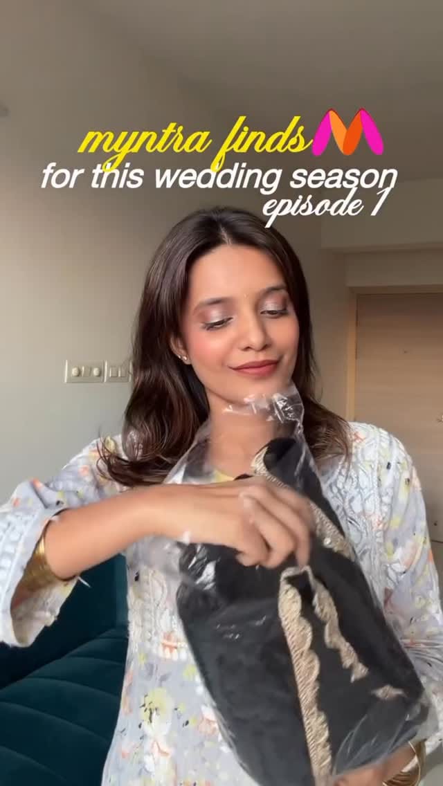Comment “Saree” or Share this reel with me to get automated Links in your DMs ❤️😍
.
.
.
.
.
Saree, Myntra, Haul, Traditional, South Indian Saree, India, Saree Draping, Fashion, wedding Saree, Bridesmaid, Bride to be, Haldi , festive wear, desi girl, Festival, Festive wear, Navratri 
#myntra #myntrafinds #bridetobride #weddingsaree #bridesmaids #bridetobe #festivewear 
#reels #myntrafashion #southindia #southindian #southindianbridalfashion #meeshofinds #southindianweddings #southindiansarees #saree #sareelovers #sareelove #draping #explorepage #reelsinstagram