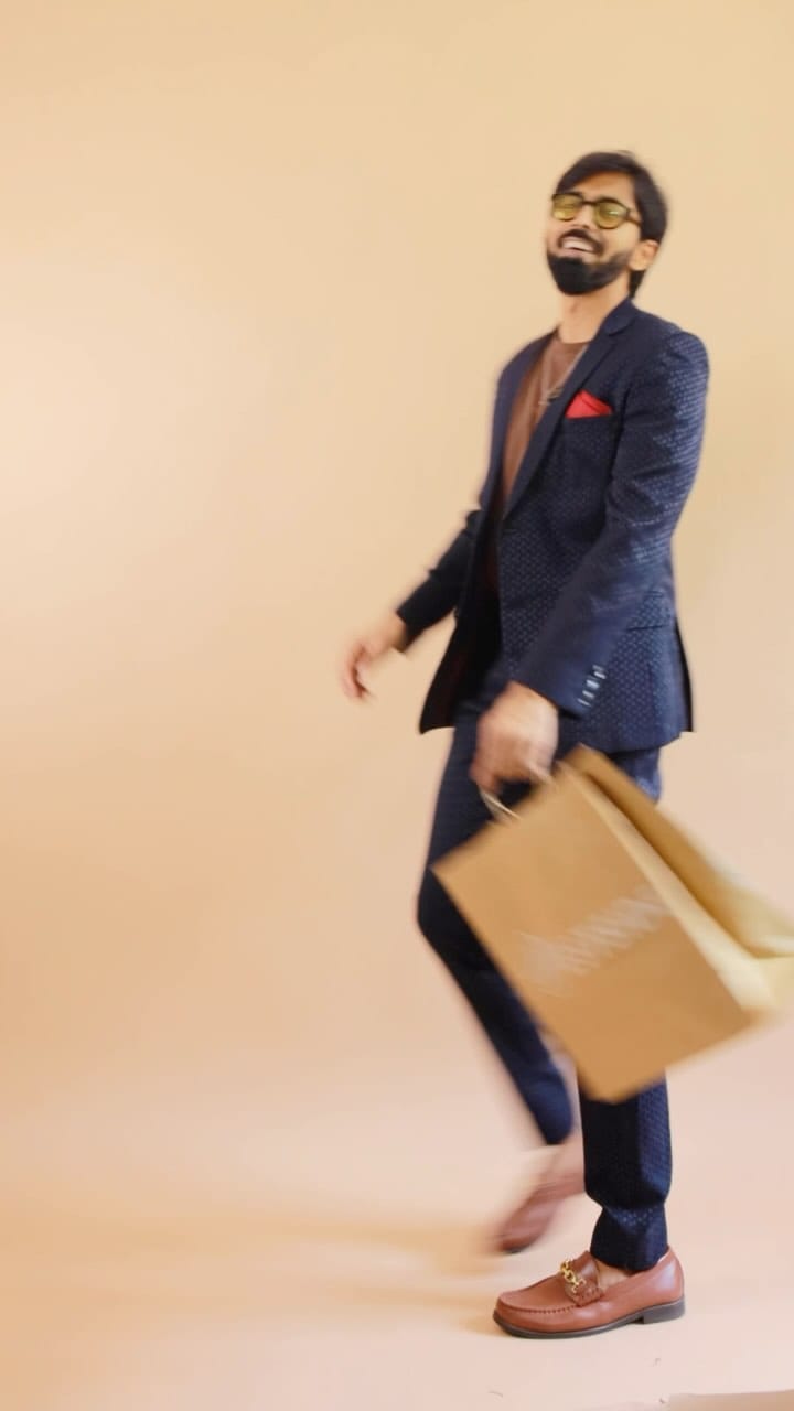 Crazy total outfits under Rs 1250 each (average price) - westside shopping challenge under Rs 2300
Store location: westside store, madinaguda
#totaloutfitunderrs1200 #westsidebudgetoutfit #westsideshoppingchallenge #viralvideo #trendingreels #explore #hyderabadfashionblogger