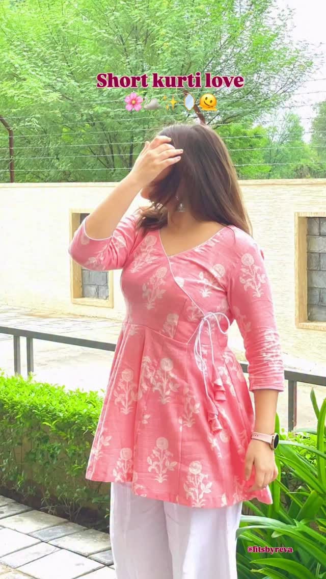 Comment link for Kurtis ✨🌸
Short kurti love 🦢✨🪞
Share and save for later ✅
#shortkurti #kurtilove #desiwear #desiclothing #kurtis #kurtilover #fashiontips #ideas #tips #flipkartoffers #myntra #finds #musthave #explorer