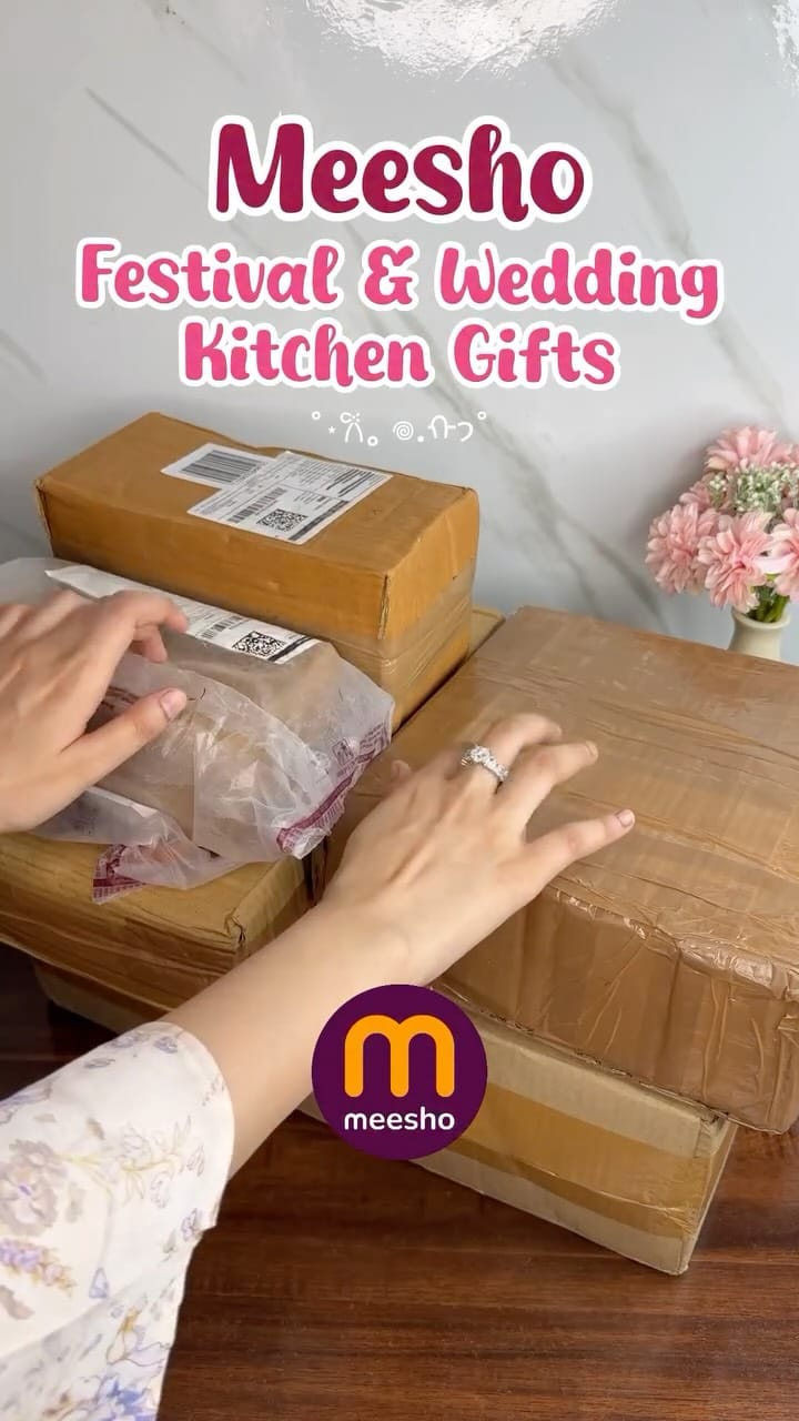 Comment gift for link 🔗 
or join my broadcast channel for all the links
.
Festival & Wedding Kitchen Gifts 🎁 😍🤌
.
Follow @farhanaaz.fn for more
.
.
#meesho #shopping #onlineshopping #link #happyshopping