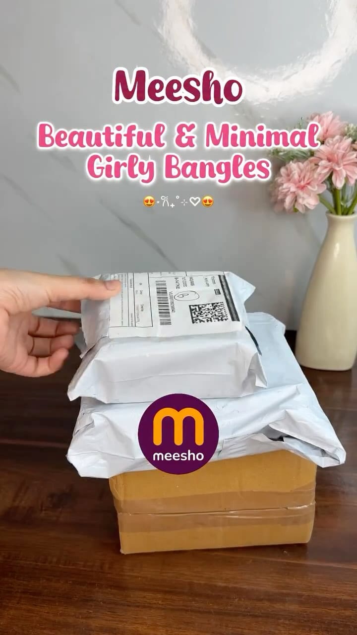 Comment for link 🔗 
or join my broadcast channel for all the links
.
Beautiful & Minimal Girly Bangles 😍✨
.
Follow @farhanaaz.fn for more
.
.
#meesho #shopping #onlineshopping #sale #summer #fashion #bestfind #happyshopping