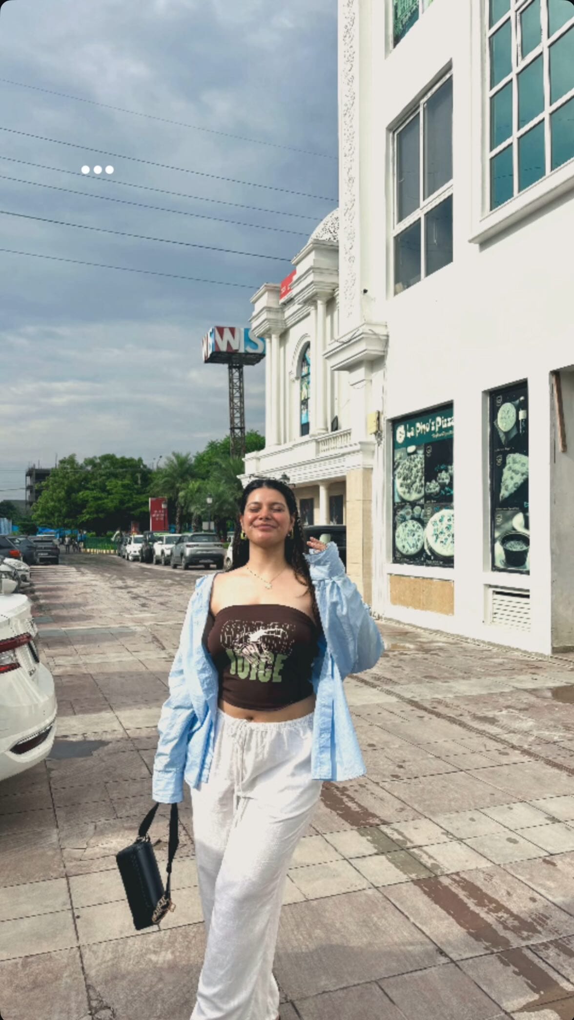 Comment for outfit link 🦋✨💕
.
Top from @newme.asia 
Prod id: 6470276
Coupon: KAJ
.
.
.
.
[fit check, casual outfit, outfit ideas, cute outfits ]
#elitebynewme #newmegals 
#fitcheck #casualoutfit #outfitideas #outfit