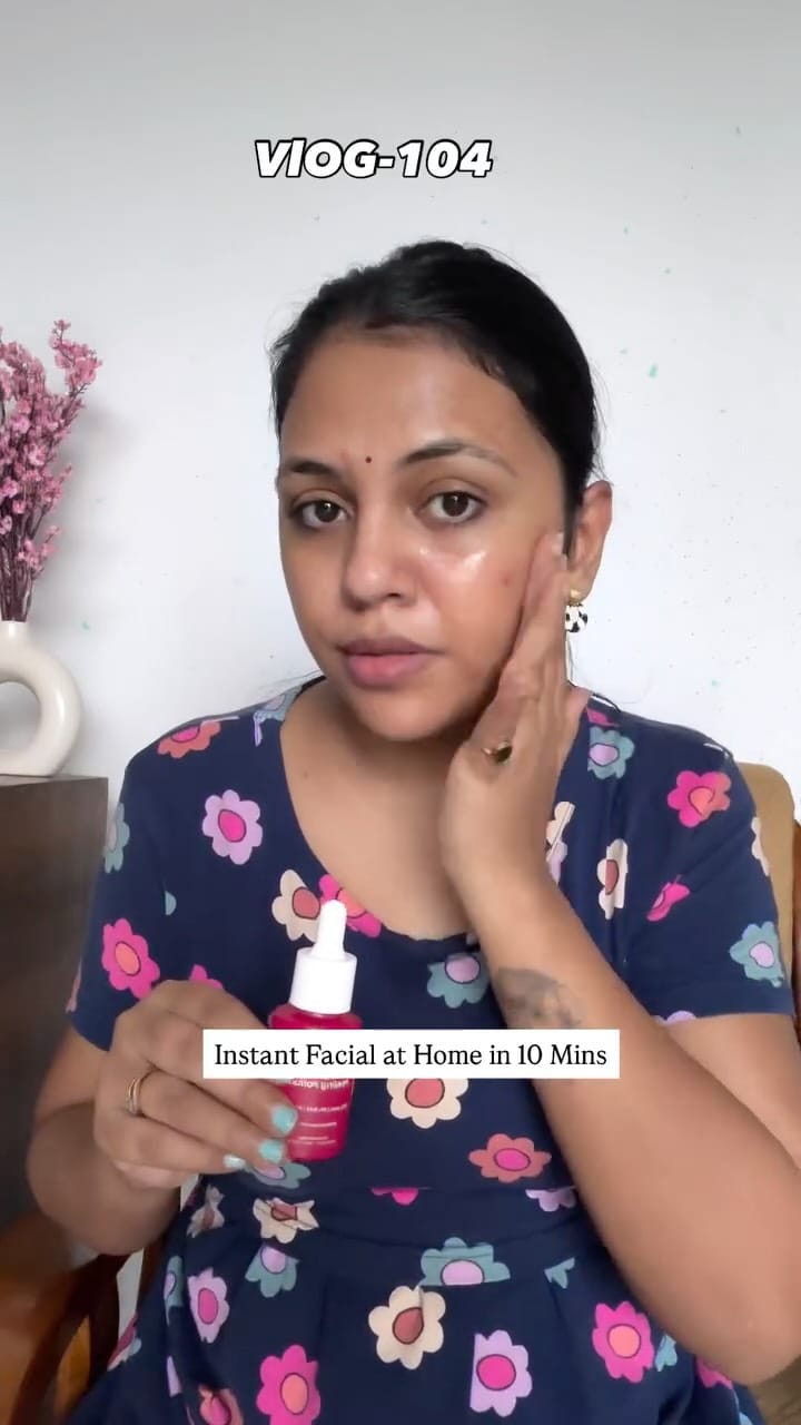 New Mom Self Care ✨💕Vlog-104
Comment For The Product Link👇
After 6 months of postpartum, I finally tried the AHA BHA peeling solution by Plix. It’s a quick 10-minute facial at home that helps with dullness, dead skin & clogged pores. 🌸
(Always patch test & consult your doctor if you’re breastfeeding, better to stay on the safer side )
#Minivlog #facial #homefacial #selfcareroutine #momlifeunfiltered #newmom #skincare #shikhavlogs #viralreels #dailyvlog