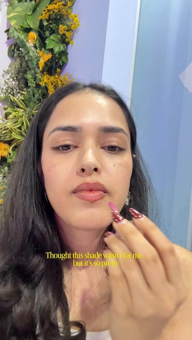 A random Nykaaland find that turned out so good 💖
Wearing Tirtir Waterism Glow Tint – Likely ✨
Love the shine! 
#koreanskincare #koreanmakeup #liptint #makeup #nykaaland