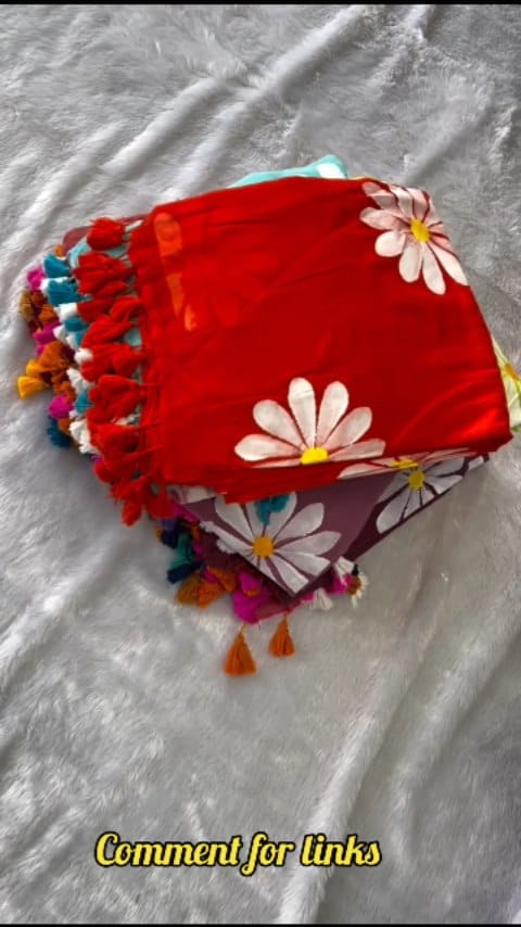 Hand painted cotton sarees below 500 rs, comment for links @meeshoapp#meeshohaul#meeshoreviews#flipkart#khadicottonsarees#handpaintedcottonsarees