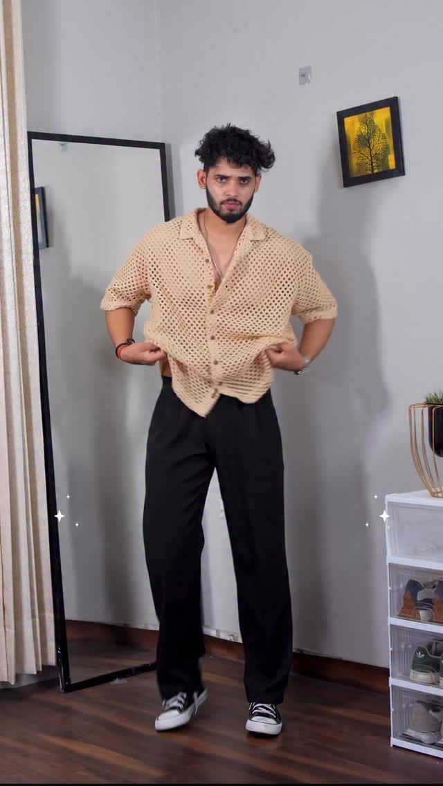 Shirt from ₹233/- only🔥.
Comment “fit” for links in your dm.
.
#grwm #oldmoney #shirt #lenin #ootd #grw_ashish
#reelitfeelit
#mensfashion #outfitoftheday #outfit #menstyle #shirt #jeans #cargo #pant #sneakers #menstyle
#weddingdress