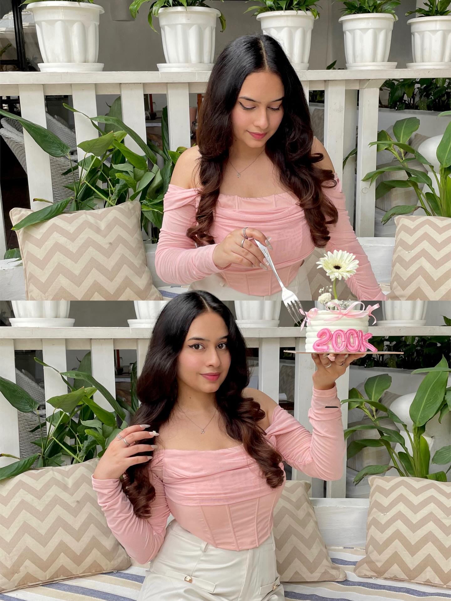 ✨200K  Giveaway✨
My heart is so full right now. I just want to say thank you for being with me through everything. From my journey as a creator to starting Doriva India, you’ve shown me nothing but love, and I’ll forever be grateful🤍
To celebrate, I’m hosting a BIG GIVEAWAY 
What’s inside:
👗 6–7 beautiful dresses (there is something for each size)
🍪 Cute goodies & snacks
Check the 2nd slide to see some of the dresses!
How to enter:
	1.	Follow me & @doriva.in 
	2.	Comment anything under this post
	3.	Engage with my last 5 reels 💕
✨ There will be 6–7 winners announced on my broadcast channel so do join that too✨
– 3 will be chosen from my longtime supporters 🤍
– The rest will be picked randomly ✨
Winners announced in 10 days! Thank you for making this journey so special
(I’ve been so busy that I didn’t even get the time to properly celebrate this milestone🥹. That’s why this giveaway took me a bit of time to put together 🤍
But I promise it was worth the wait✨ A lot of exciting surprises are coming your way very soon)