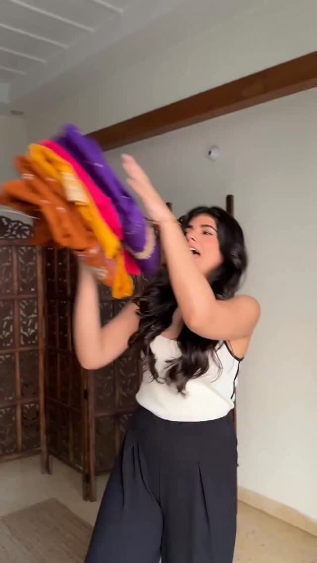 Comment “link” or share this video with me to get all the links! 🌻
.
.
.
.
.
.
.
.
#amazonsuits #amazonfashionfinds #amazonsuitsets #kurtasets #diwalisuit