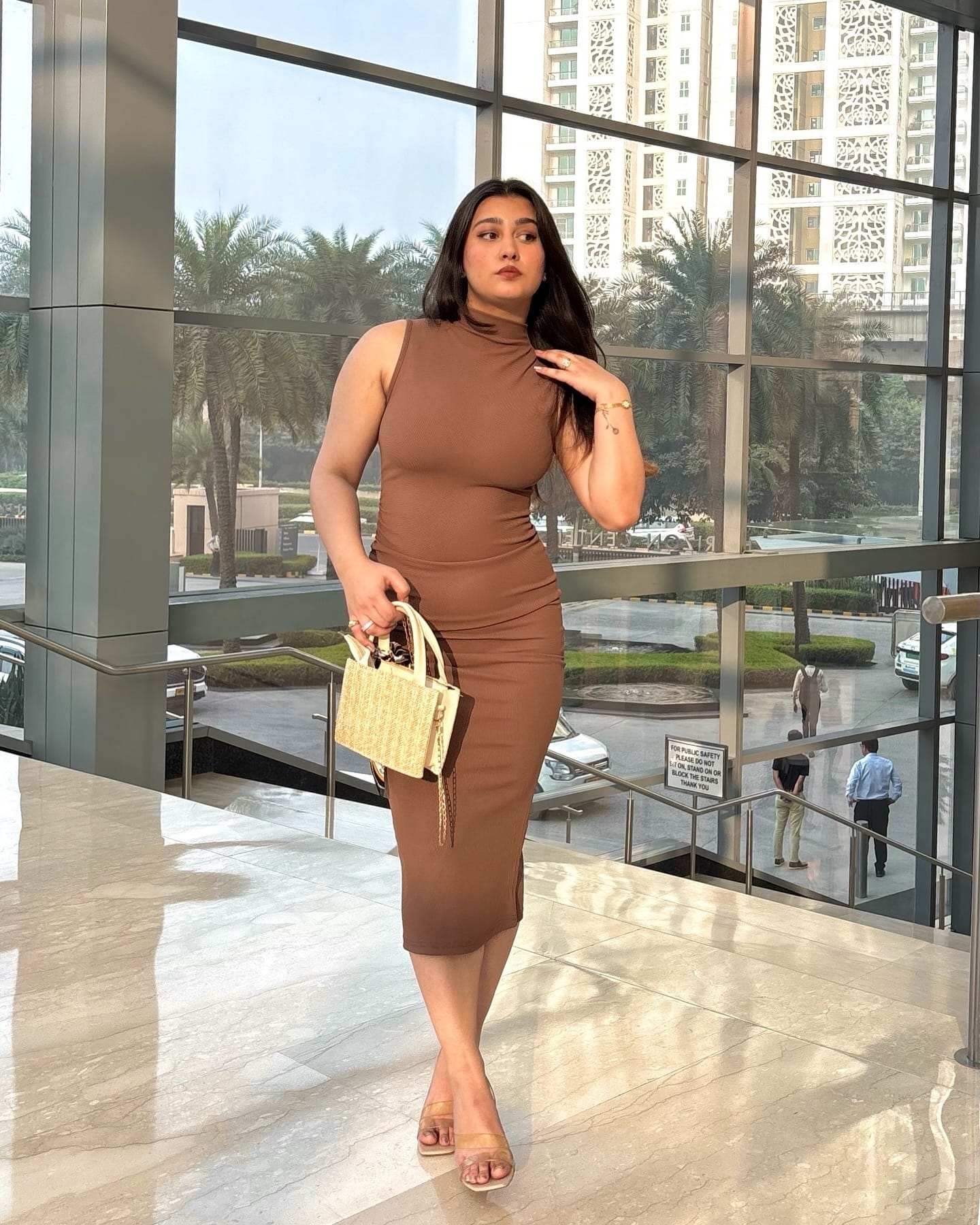 Noting can beat a brown dress
