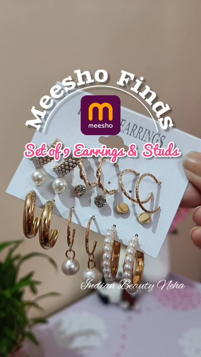 Set of 9 earrings and studs