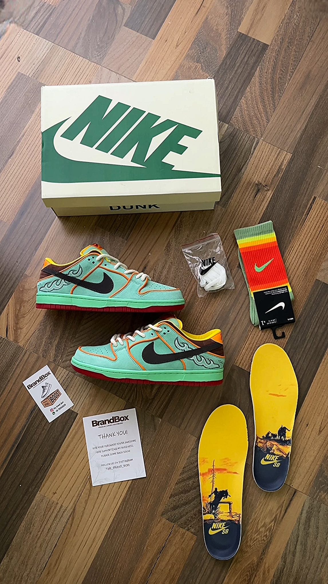 Warning ⚠️ Heat alert! 🔥 These kicks are too hot to handle 🥵
Sneakers - @the_brand_box1 
.
.
.
Today I got these Sneakers . The Quality, Style & Comfort is Amazing.
“FOLLOW & COMMENT FOR LINK 🔗 “
.
.
.
(sneakers,sneaker head,shoe,men Sneakers,men shoes,shoe lover,fashion,aesthetic,fashionista,fashion blogger,style,shoes addict,reviews,explore,street style)
.
.
.
#Sneakerhead #SneakerCulture #shoes #aesthetic #reels #review #streetstyle #fashionista #streetwear #shoelovers #SneakerGame
#Kickstagram
#SneakerAddict #SneakerLove
#SneakerFreak #HeatOnFeet #FreshKicks