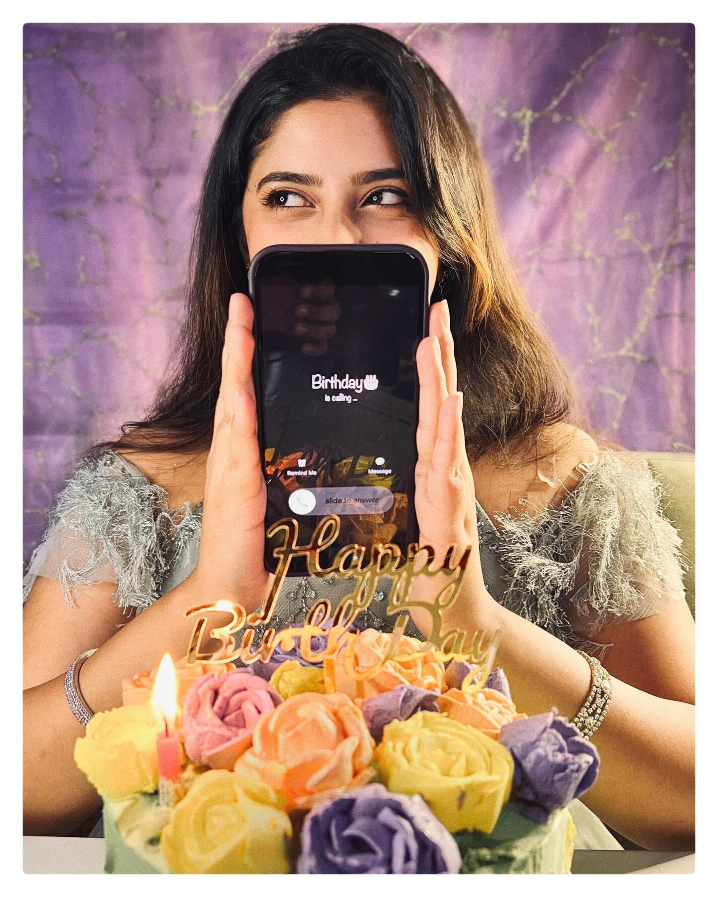 11.10.🤍
.
.
.
.
.
.
#birthdaygirl #BirthdayVibes #itsmybirthday #BirthdayQueen #AnotherYearWiser #BirthdayGlow #BirthdayCelebration #CakeDay #BirthdaySelfie #BirthdayBash #FYP #ExplorePage #viralpost #TrendingNow #VibesOnly #CelebrateLife #InstaFamous #GoingViral #ExploreMore #SelfieGameStrong #FeelingMyself #OutfitOnPoint #SlayAllDay #BdayGoals #BirthdayMood #FashionInspo #FeelingBlessed #InstaGood #OOTD